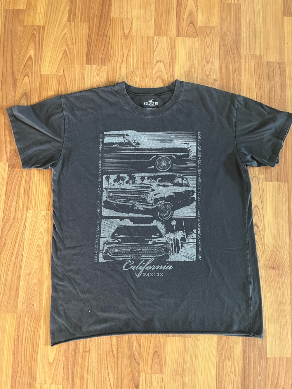 Hollister Black California Graphic Tee